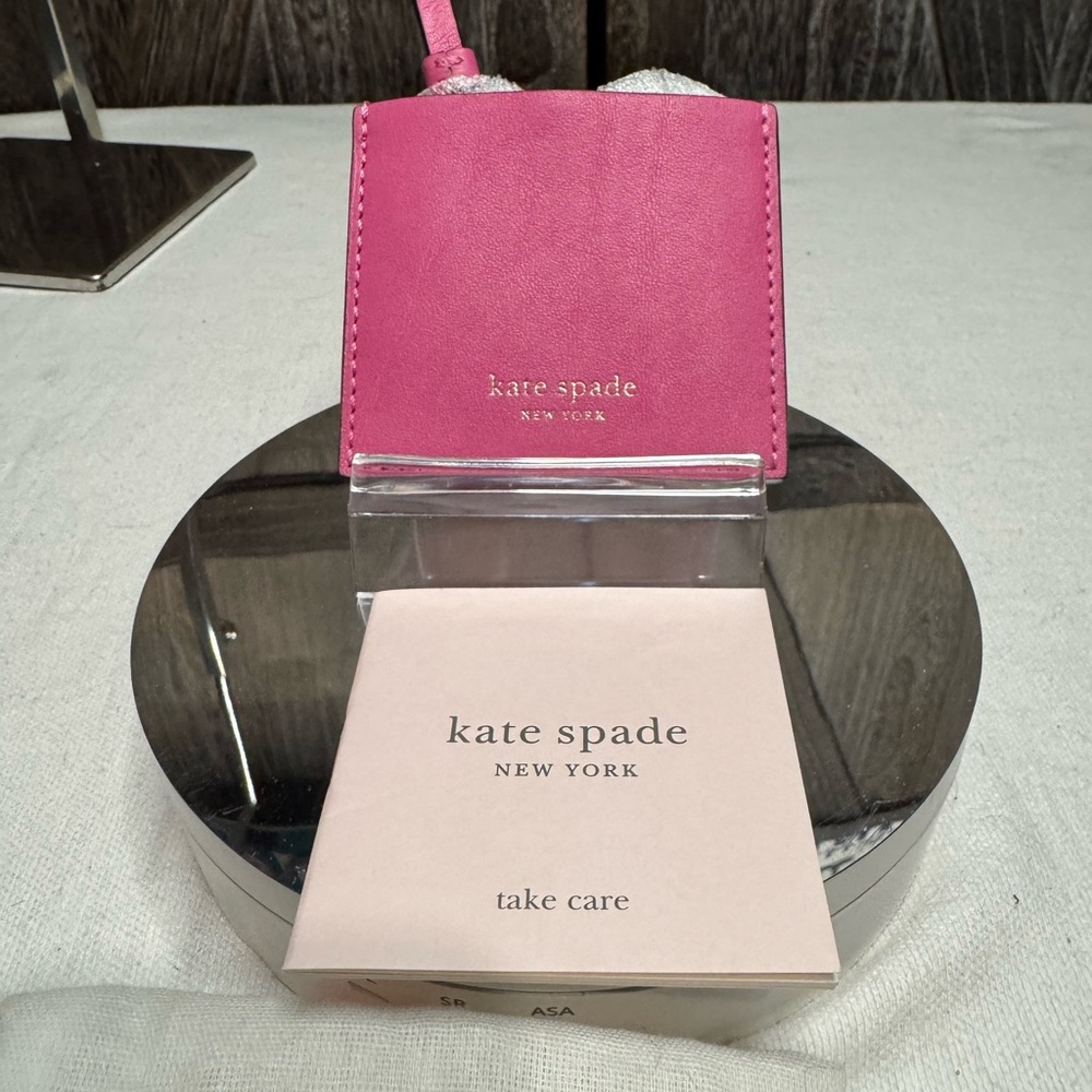 Kate Spade Vibrant Pink Heart Shaped Mirror NWOT